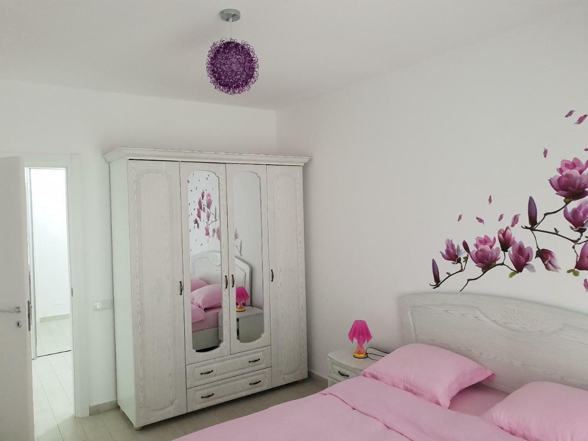 מאמאיה Rubik Apartament מראה חיצוני תמונה